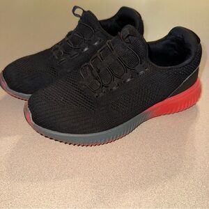 Avia boys size 3 memory foam slip on no tie tennis shoes black and red